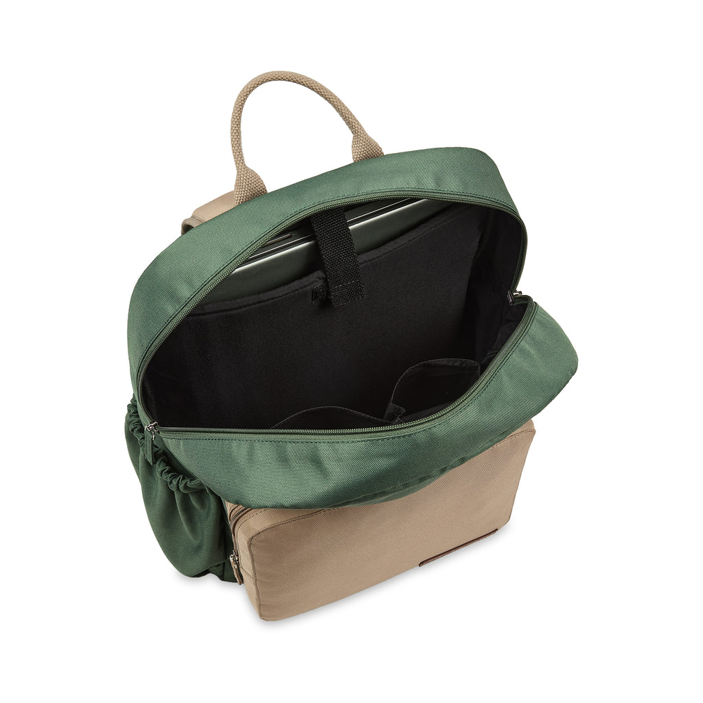 The Ain backpack in Green and Cream