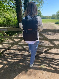 The Oise backpack in Black